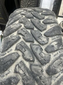 Toyo 265/75 R16 M/T - 2