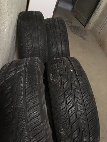 Plechové disky Ford + pneu 205/55 r16 - 2