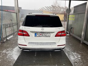 Mercedes Benz ML 350 BLUETEC - 2