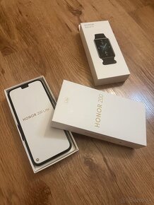 HONOR 200 Lite + HONOR Band 9 - 2