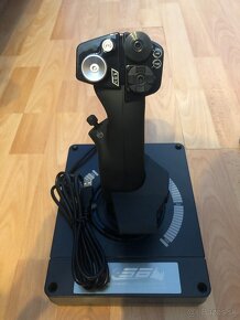 Predám Logitech X56 H.O.T.A.S. + Monstertech mount - 2