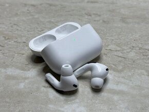 Apple AirPods Pro 2 - 2