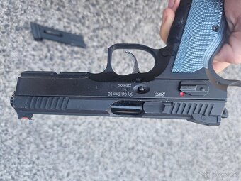 CZ SHADOW 2     Co2   airsoft - 2