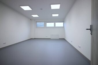 2x 50 m² Reprezentatívna kancelária na TOP adrese v Prešove - 2