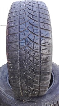 Predám 2 jazdené zimné pneumatiky Firestone 215/65 R16 - 2