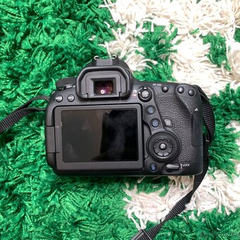 Canon EOS 6D MARK II - 2