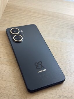 Huawei Nova 10 SE - 2