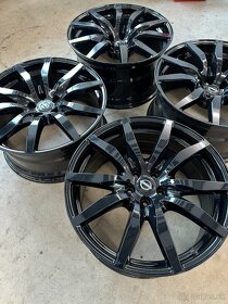 Nissan GT-R R35 5x114,3 R20 - 2