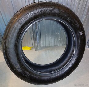 Bridgestone Turanza T005 205/60 R17 ako nove - 2