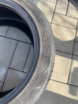 ()( Vredstein letne pneu 235/45 R17 - 2