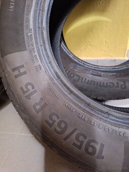 Continental Premium Contact 195/65 R15 - 2