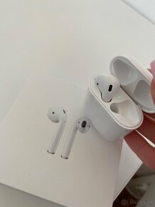 Apple AirPods - 2