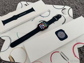 Apple Watch 8, 45mm - 2