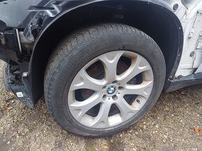 BMW E70 X5 3.0d - 2