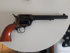 Revolver 45 colt - 2