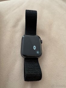 Predám Apple Watch Series 5 - 44mm - 2