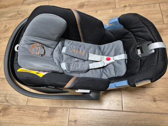 Predám detskú autosedačku/ vajíčko Cybex Aton 5 + Isofix zak - 2