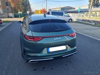 Kia ProCeed - 2