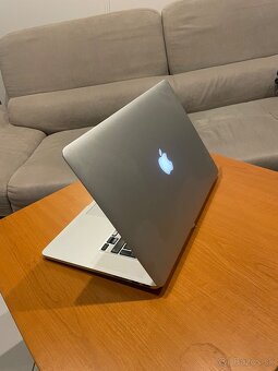 Predám MacBook Pro i7 - 2