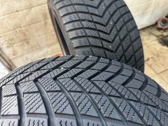 245/45R18 zimne - 2