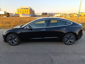 Tesla 3 SR+ - 2