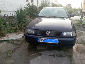 Volkswagen Polo 1,6 - 2