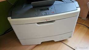 Laserová tlačiareň Lexmark E360dn - blbne podávač papiera - 2