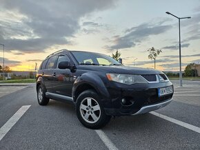 Mitsubishi Outlander 4x4 - 2