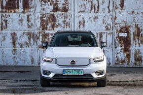 Volvo XC40 Recharge Twin 300kw AWD A/T - 2