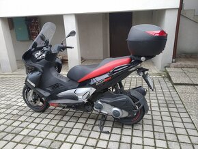 Aprilia SR 300 Max - 2