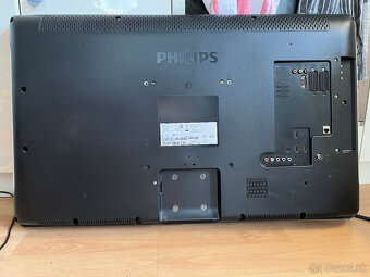 Predam nefunkcny TV PHILIPS '37PFL8404H' - 2