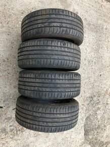 HANKOOK 225 45 r17 - 2