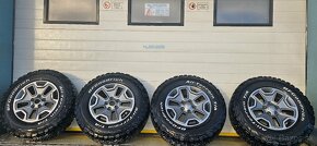 Jeep WRANGLER Rubicon 245/75r17 - 2