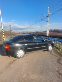 Opel Astra - 2