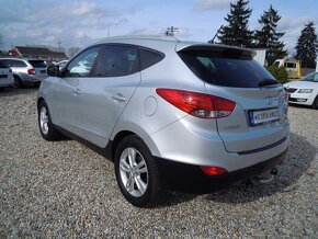 Hyundai ix35 1.7CRDi PREMIUM - SERVIS - 2