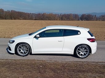 VW Scirocco R ,2.0Tsi,195kw,2012,manuál - 2