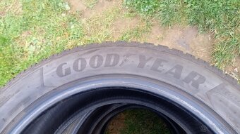 285/45r20 112V Good Yerar zimne - 2