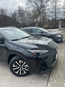 LEXUS  NX450h+/ pluh in/4x4 / kúp v SR - 2