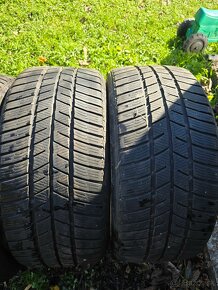 235/40R19 zimné pneu Barum - 2