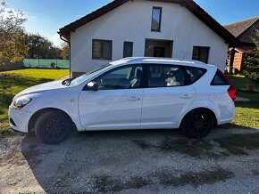 Kia Ceed 1.6 CRDi - 2