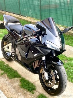 Honda CBR600RR / r.v 2003 / 25kw v TP - 2