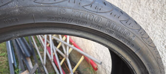 1x Pirelli P Zero Nero 225/40ZR18 - 2