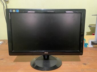 Predám 18,5 palcový led monitor A.O.C - 2