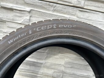 225 /45 R 18 95 V M+S. - 2