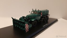 Model ZIL 157 - freza - 2