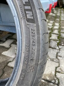 Pneumatiky letné 225/45 R19 - 2