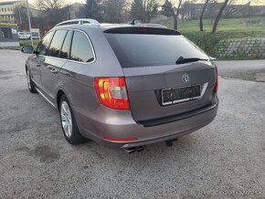 Škoda superb 2.0 TDi combi - 2