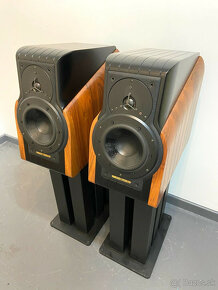 Sonus Faber Extrema + stands - 2