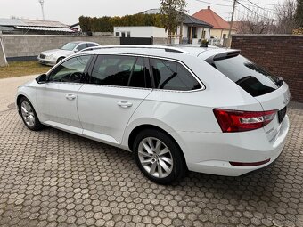 Škoda Superb Combi 1.6 CR TDI STYLE DSG - 2