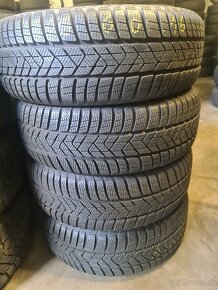 ZIMNE PNEUMATIKY 205/60 R16 PIRELLI - 2